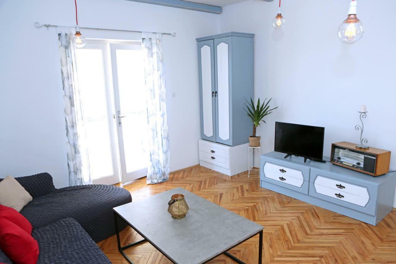 Apartman Charlie فرسي المظهر الخارجي الصورة